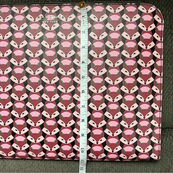 NWOT RARE Kate Spade Staci Geo Fox L-Zip Laptop Sleeve Case - Picture 7 of 9